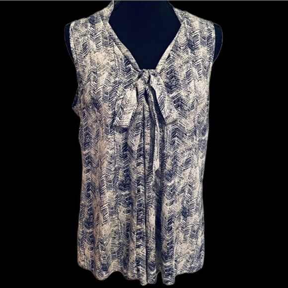 🔸️Poema Blue & Cream Brushed Chevron Print Sleeveless Top Large - Picture 2 of 11